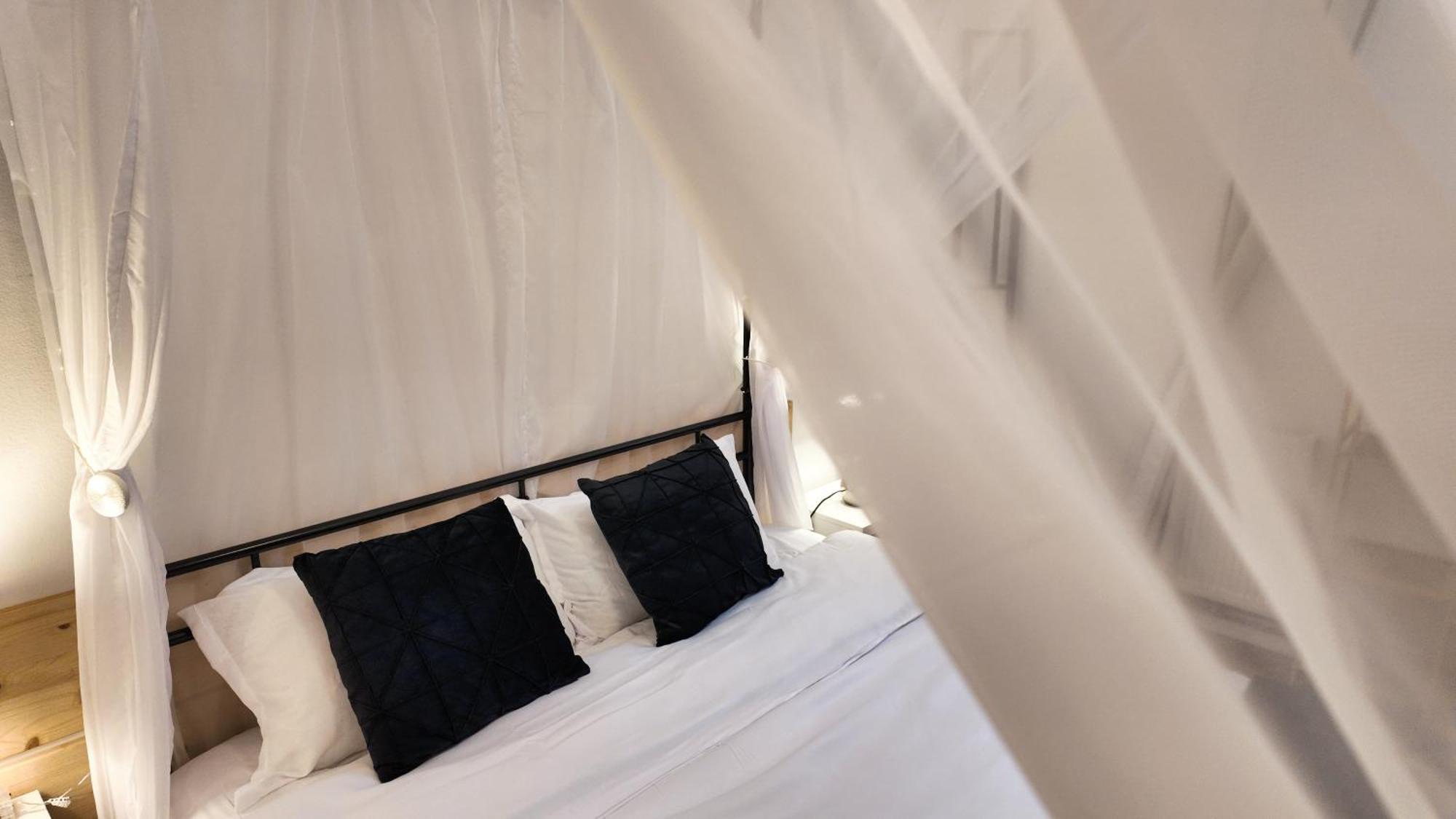 Intimo Oldtown Romantic Apartment Brasov Ngoại thất bức ảnh