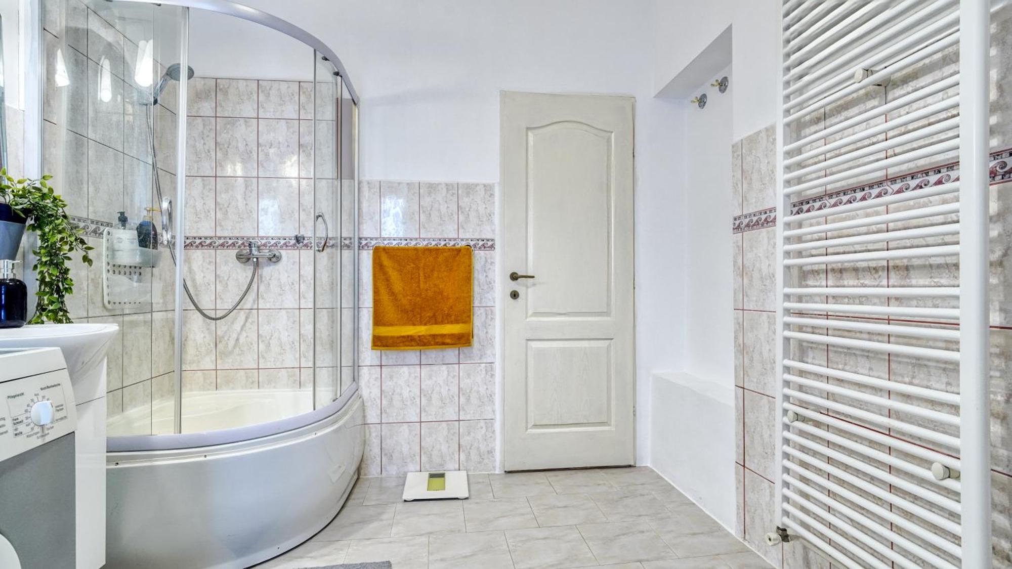 Intimo Oldtown Romantic Apartment Brasov Ngoại thất bức ảnh